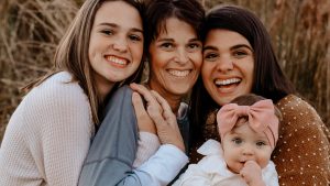 Photo of woman with ovarian cancer and her family